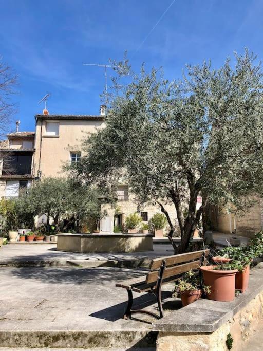 Logement Neuf, Tout Confort, Au Coeur Du Village Saint Didier  Exterior foto